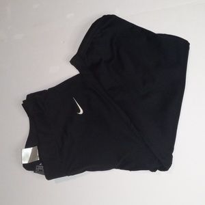 Nike women XL softball long shorts black.